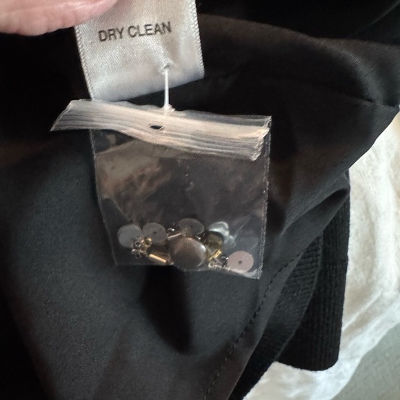 Pendleton Women’s Merino Wool Black Cardigan 2X NWT with Gold and Silver Sequin - Picture 8 of 10